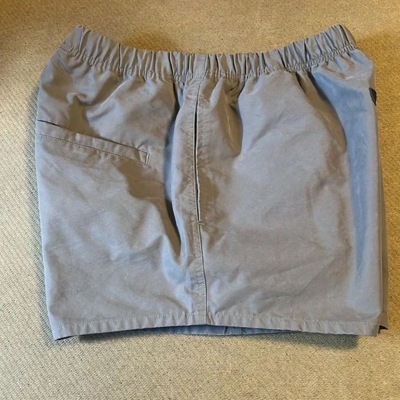 Fear of God Essentials Shorts Taupe Gray Size Medium Drawstring Waist Streetwear